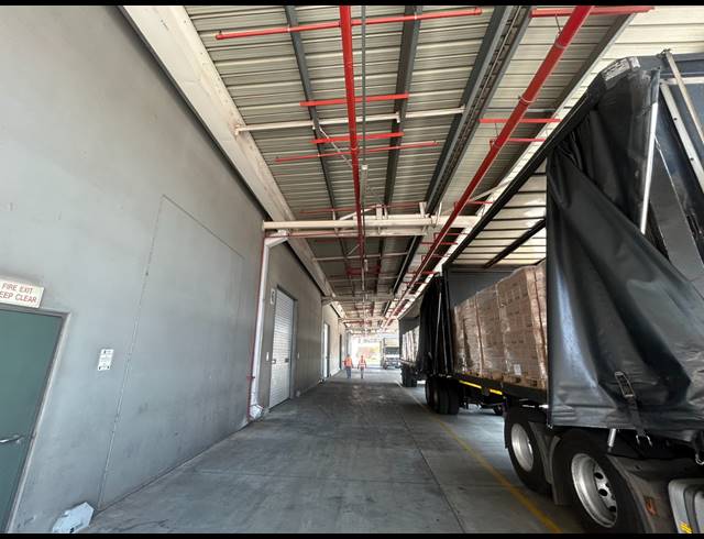 22,000M² WAREHOUSE TO LET IN GLEN MARAIS